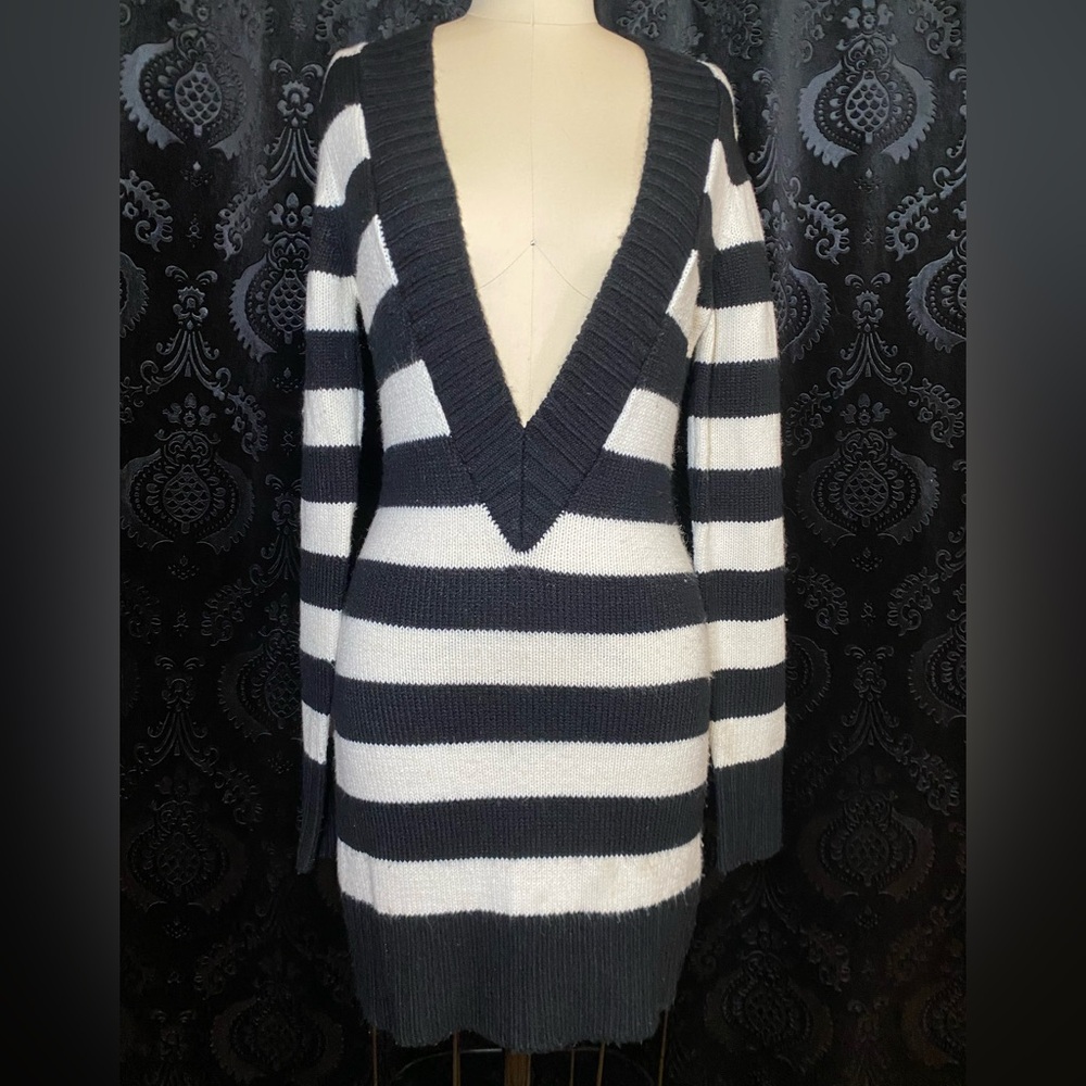 Striped V-Neck Sweater - Black and White